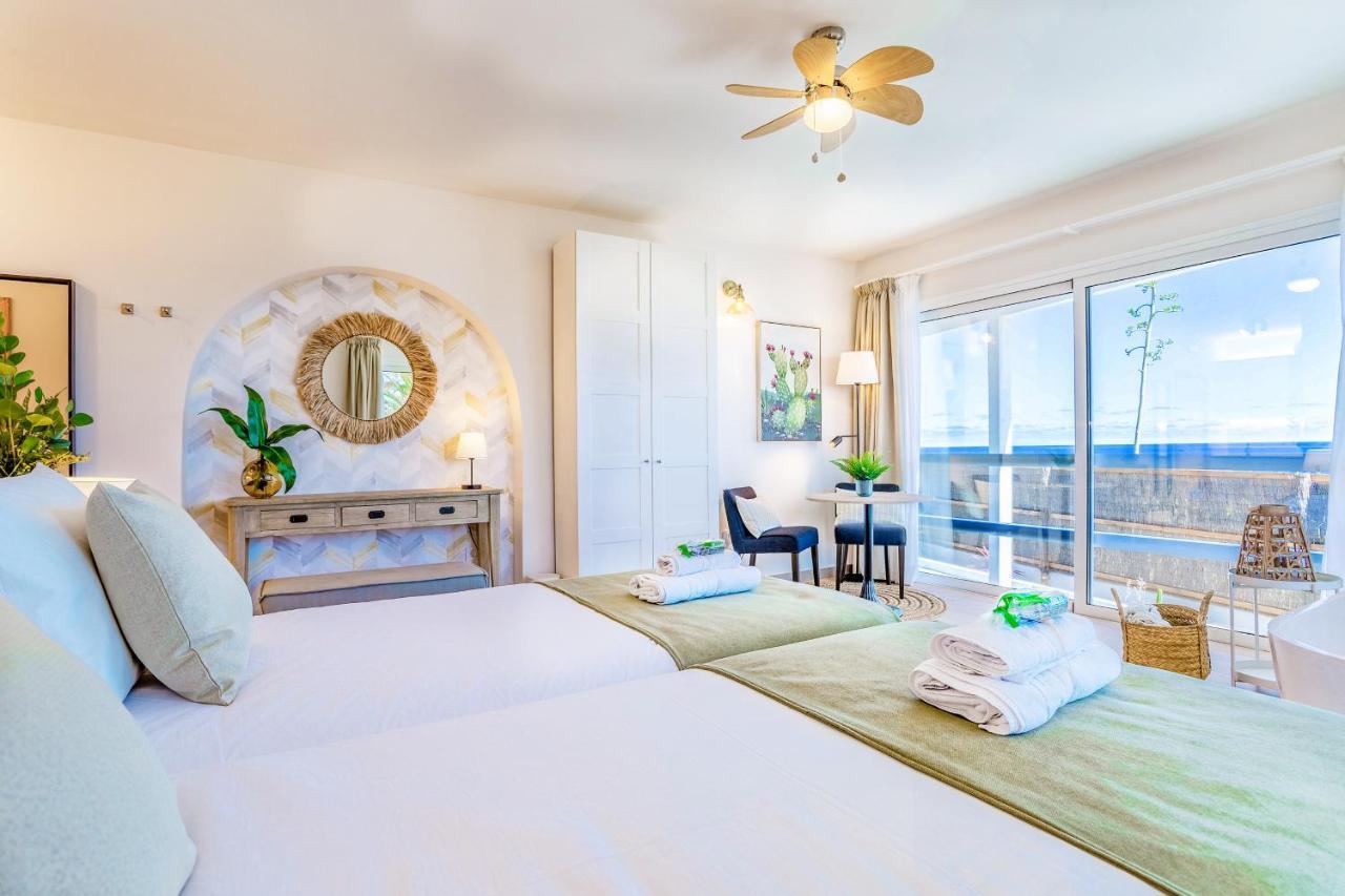 Boutique Beach Villa By Lanzarote Retreats - Private Pool - 1 Min Walk To Sea Pool Charco del Palo Ngoại thất bức ảnh