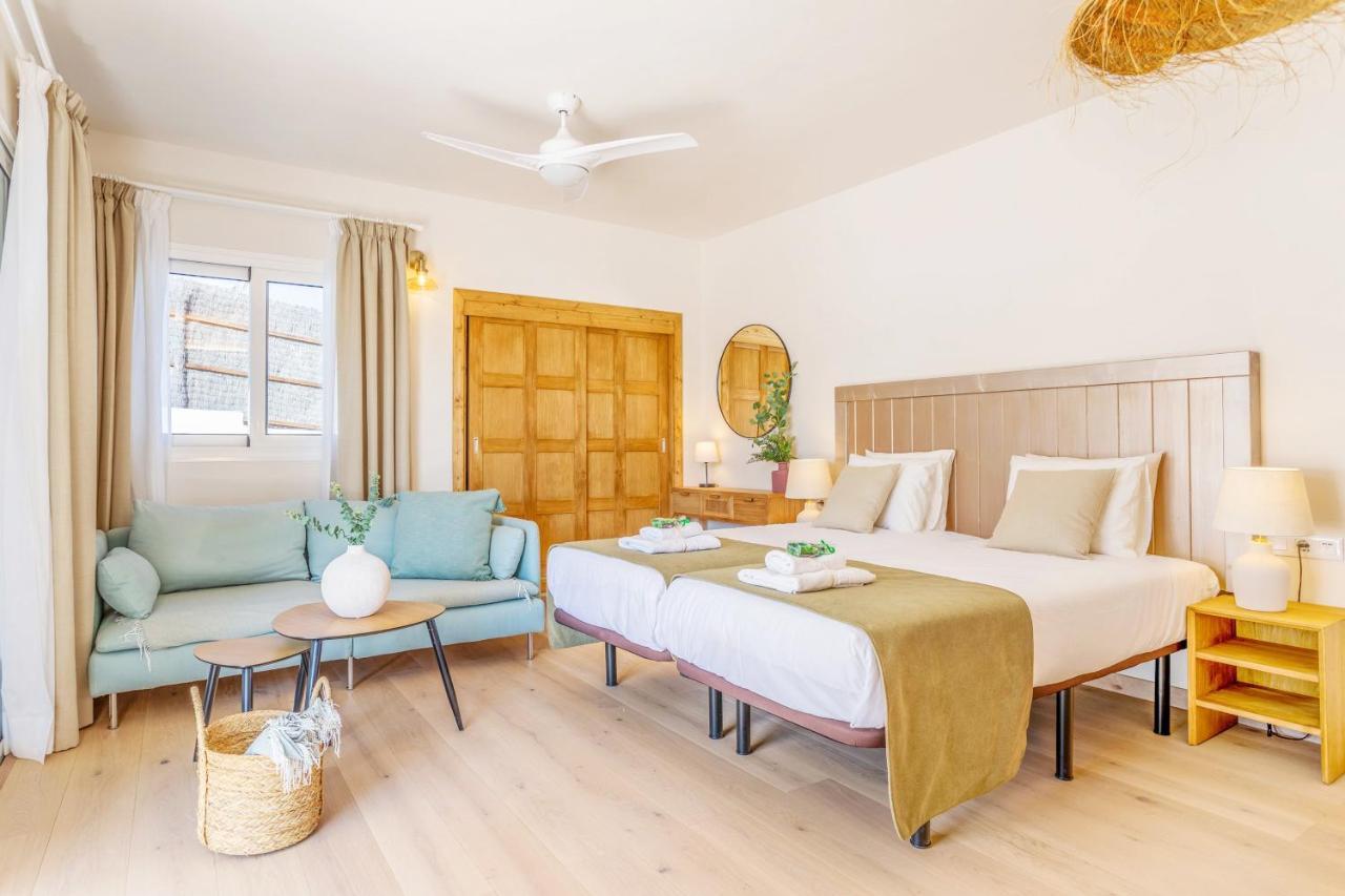 Boutique Beach Villa By Lanzarote Retreats - Private Pool - 1 Min Walk To Sea Pool Charco del Palo Ngoại thất bức ảnh