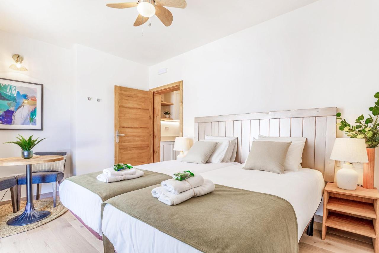 Boutique Beach Villa By Lanzarote Retreats - Private Pool - 1 Min Walk To Sea Pool Charco del Palo Ngoại thất bức ảnh