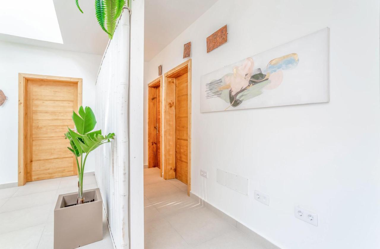 Boutique Beach Villa By Lanzarote Retreats - Private Pool - 1 Min Walk To Sea Pool Charco del Palo Ngoại thất bức ảnh